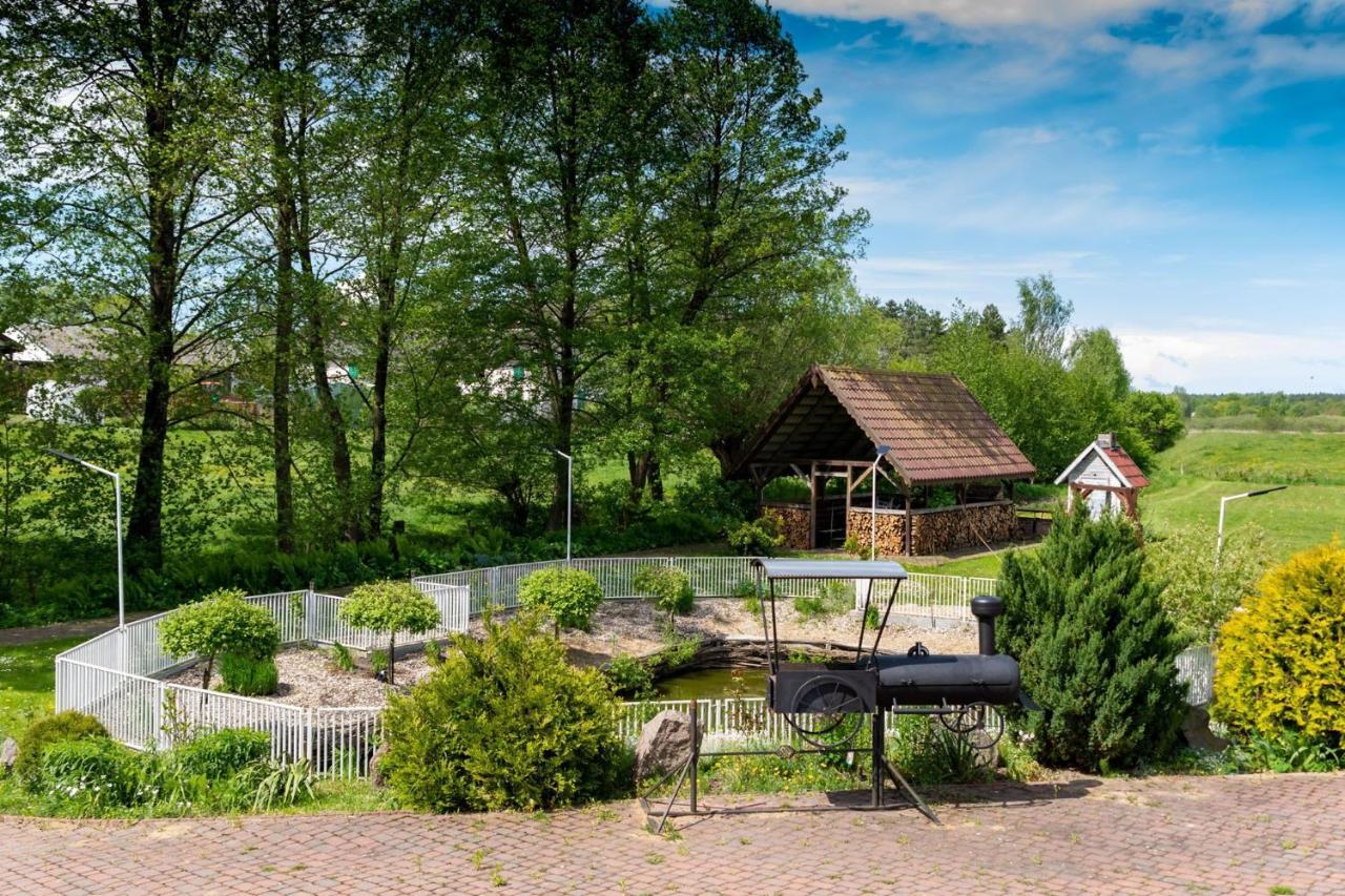 Bed and Breakfast Pensjonat Agroturystyczny Pod Modrzewiem Florczaki Exterior foto