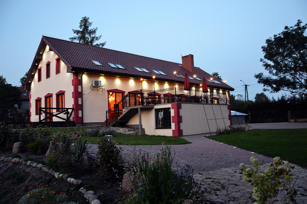 Bed and Breakfast Pensjonat Agroturystyczny Pod Modrzewiem Florczaki Exterior foto